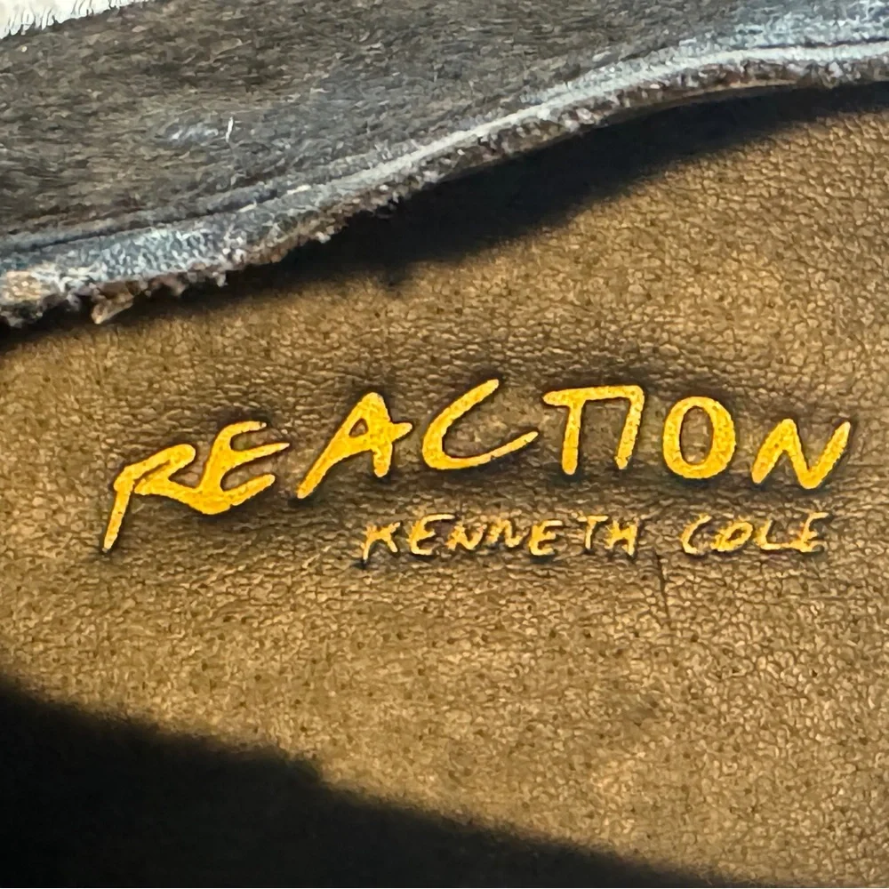 (7.5) Salt N Peppa Kenneth Cole Reaction Cow Hair Black Loafers